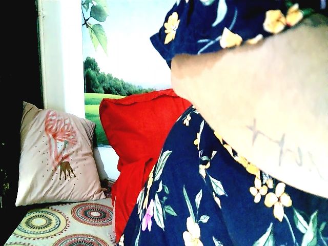 Live sex webcam photo for IndianKatz #256959301