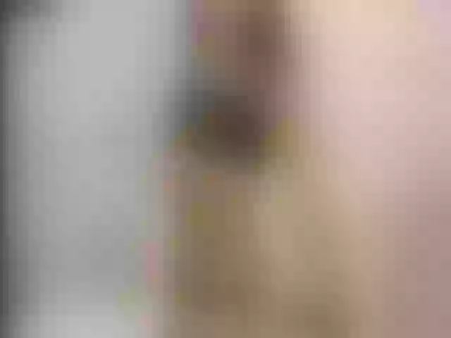 Live sex webcam photo for Ebony_69 #258398826