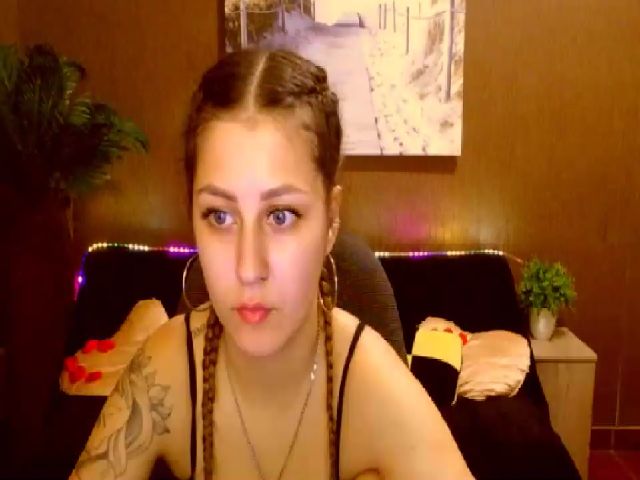 Live sex webcam photo for MsDream_ #261421645