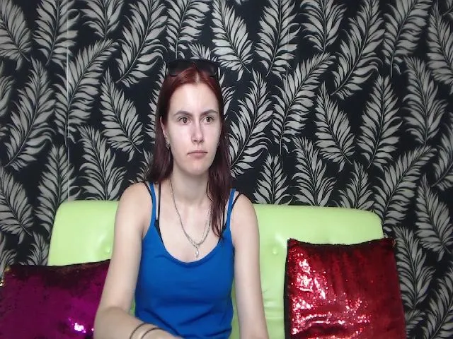 Live sex webcam photo for MollyTravis #260607402