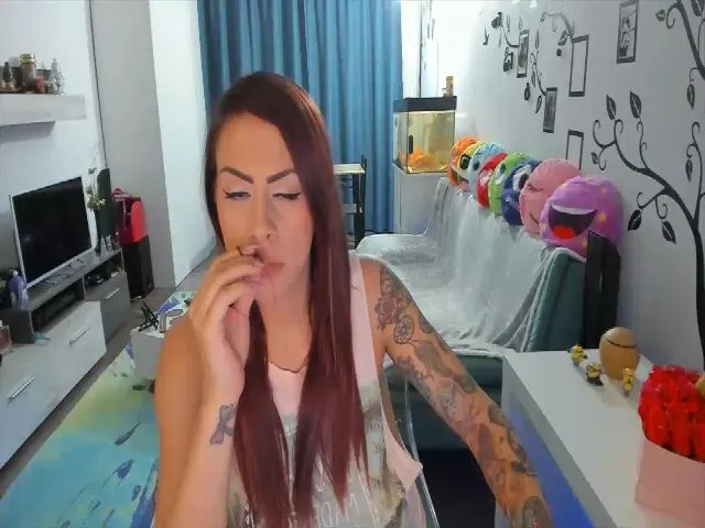 Live sex webcam photo for OneLife_ #258323477
