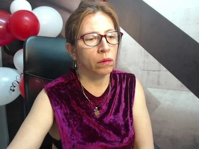 Live sex webcam photo for maturehot-1 #241117852