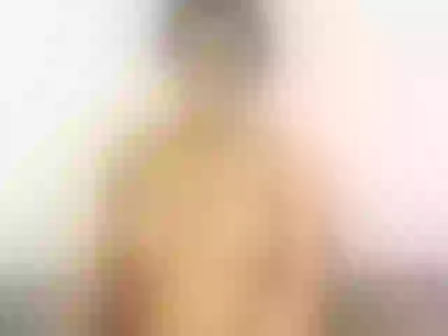 Live sex webcam photo for SpicyQueen86 #253031382
