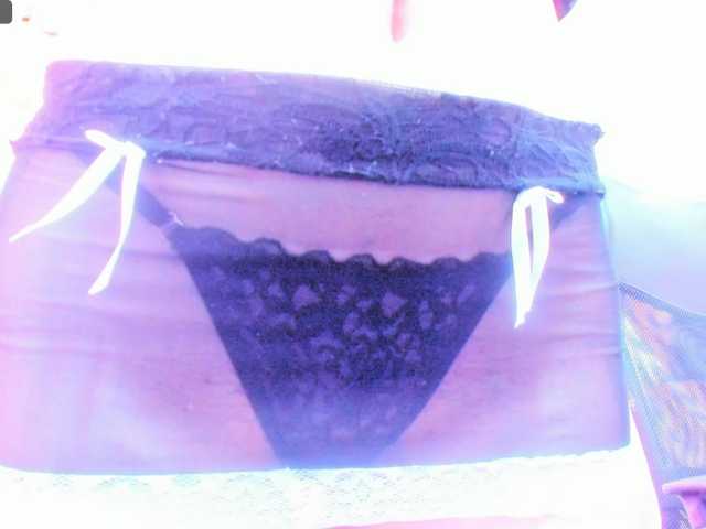 Live sex webcam photo for ScarleetLiz #241734628