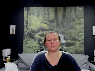 Live sex webcam photo for CoconutLegs #240703988