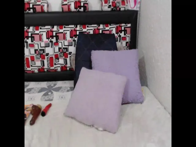 Live sex webcam photo for Latinnasty08 #255626789
