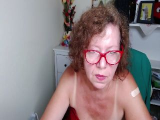 Live sex webcam photo for Adele_69 #251922479
