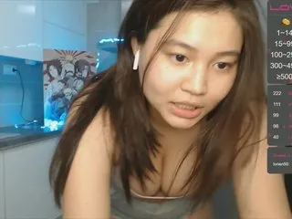 Live sex webcam photo for Mialee #240779116