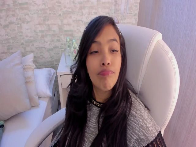 Live sex webcam photo for Alison_torres #252571818
