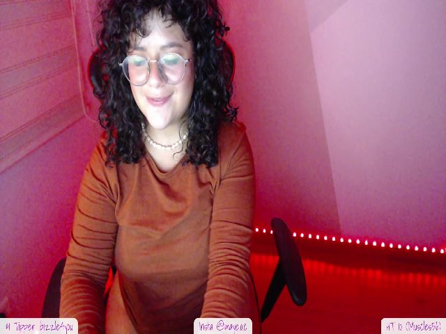 Live sex webcam photo for Isabela_1 #257242792