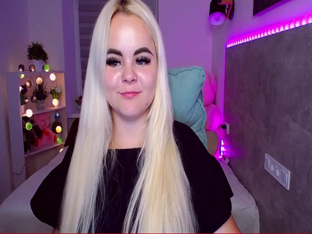 Live sex webcam photo for Jenni__fer #252625105