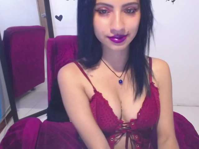 Live sex webcam photo for lunahilton #263233213