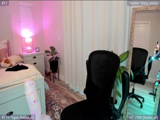 Live sex webcam photo for Stacy_x3 #254438247