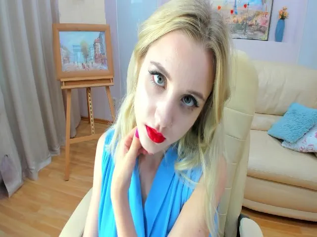 Live sex webcam photo for SusieTurner #252358476