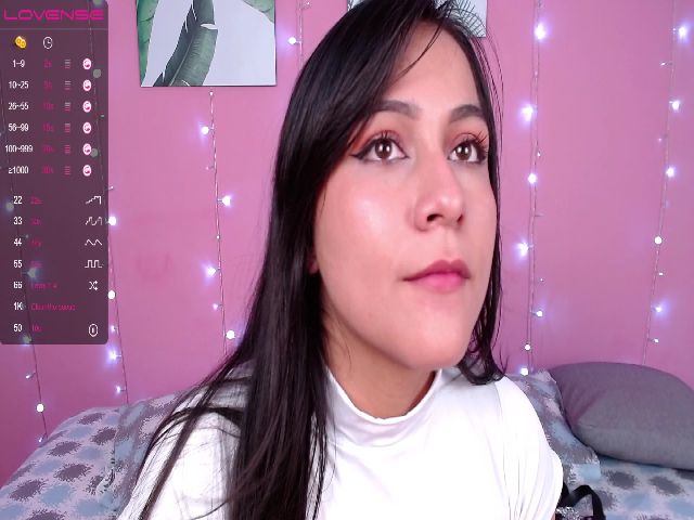 Live sex webcam photo for Eva_Collins2 #254598097