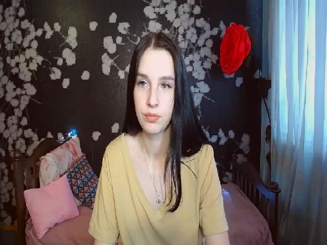 Live sex webcam photo for Lin_Elisss #252801943