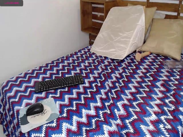 Live sex webcam photo for Katsumi_zenn #252691382