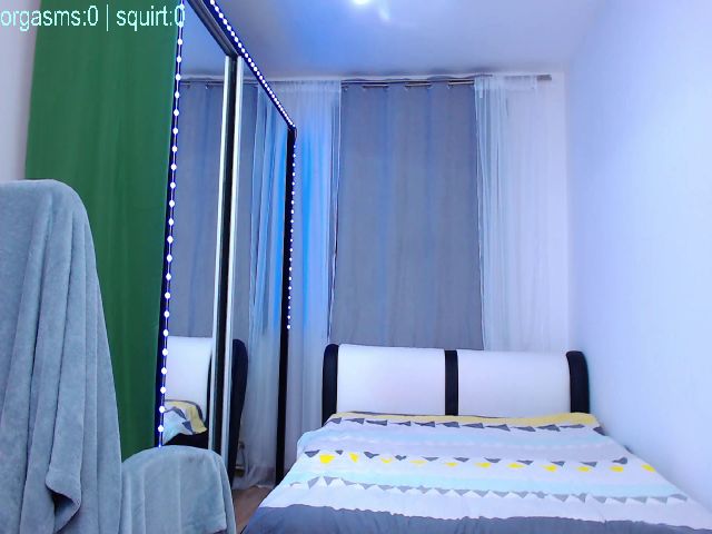 Live sex webcam photo for Tease_Lisa #254581290