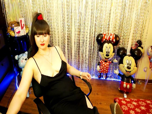 Live sex webcam photo for x_MissMia_x #255636078