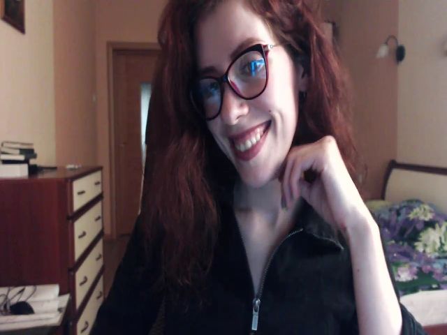 Live sex webcam photo for HollyIvory #265175523