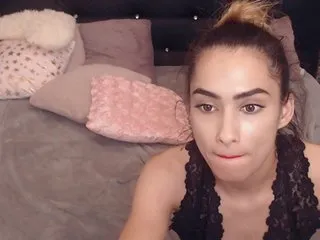 Live sex webcam photo for JessicaBelle #240488804