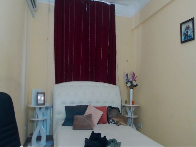 Live sex webcam photo for Polly_Green #253787075
