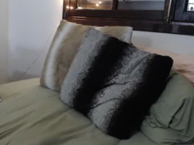 Live sex webcam photo for Maaryhot #254835673