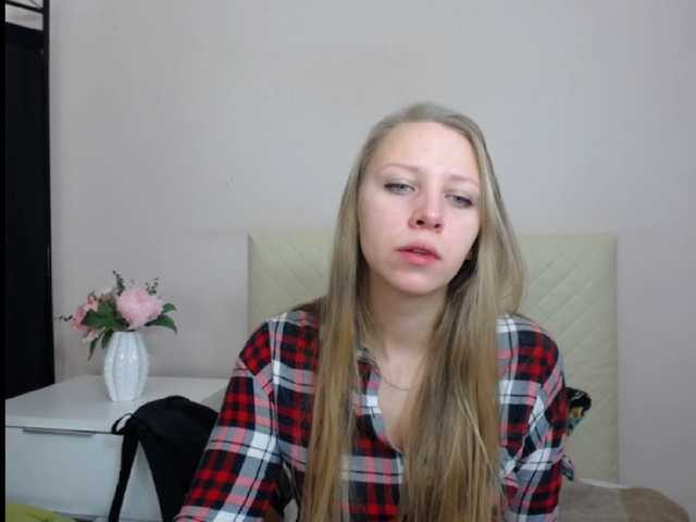 Live sex webcam photo for CorneliaXhot #241019955