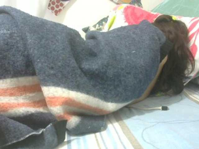 Live sex webcam photo for sexy-mary-69 #261338905