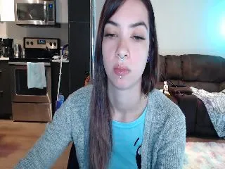 Live sex webcam photo for JaylaBliss #251977150