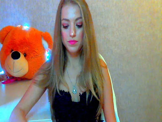 Live sex webcam photo for Hollyda #262909673