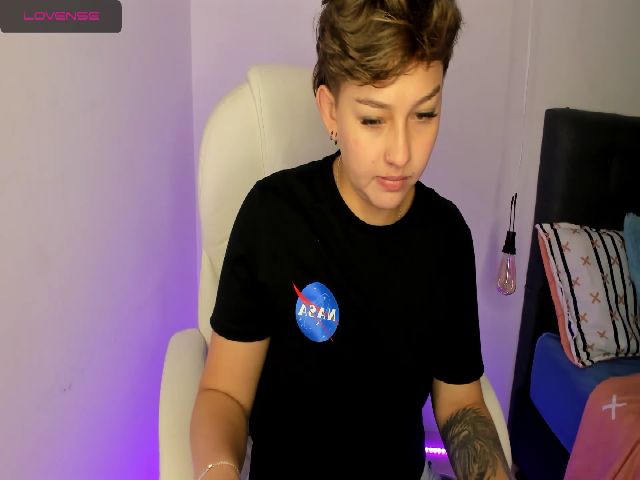 Live sex webcam photo for SalemJimenez #253687490