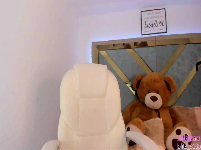 Live sex webcam photo for LoliSweet #260564321