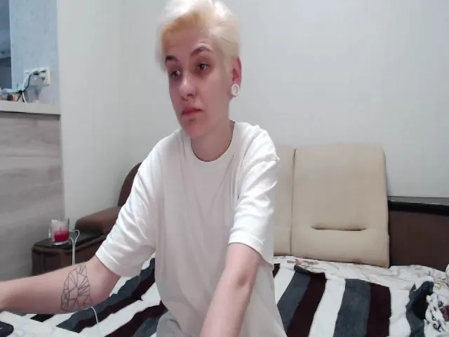 Live sex webcam photo for Chromasia #263044455