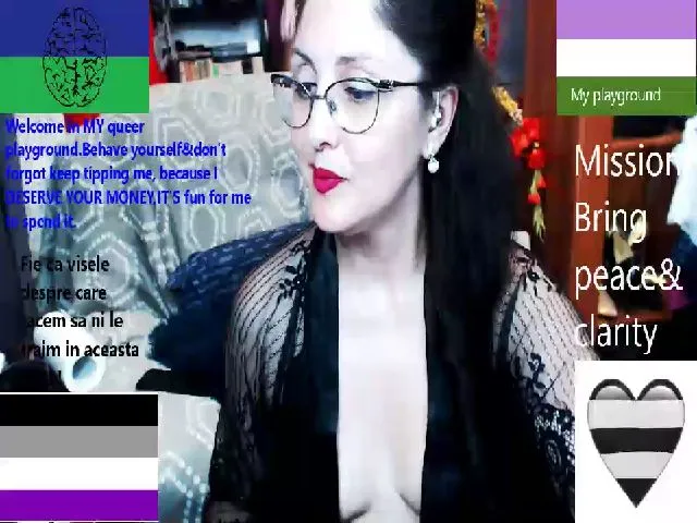 Live sex webcam photo for ImperatrizaS #253259541