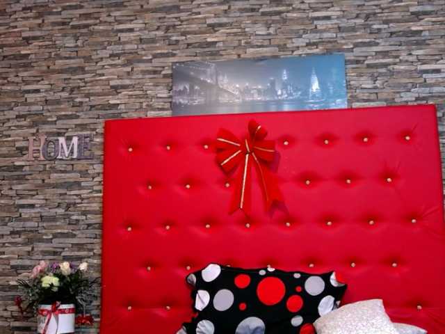 Live sex webcam photo for TastyShow #250855065