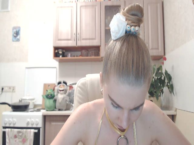 Live sex webcam photo for Ms_Charming #264552419