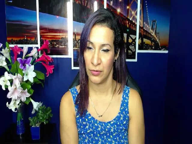 Live sex webcam photo for Infernalsexx #254907101