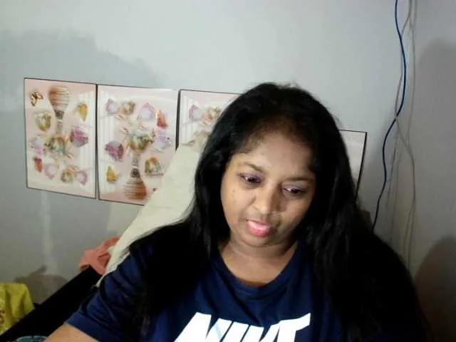 Live sex webcam photo for Indiantasha #287986110