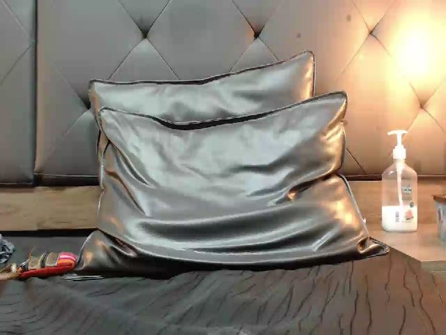 Live sex webcam photo for AnaSaenz #260324521