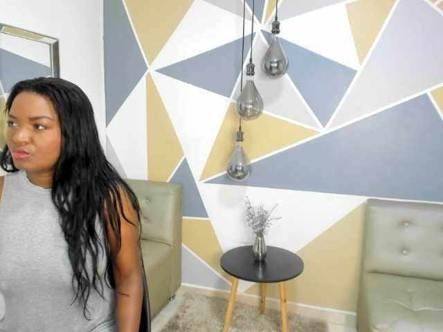 Live sex webcam photo for ZAMMARA #241084007