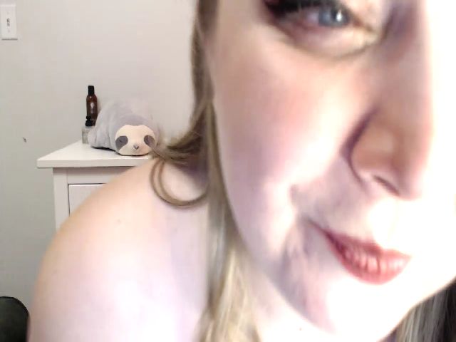 Live sex webcam photo for Gracie #262389409