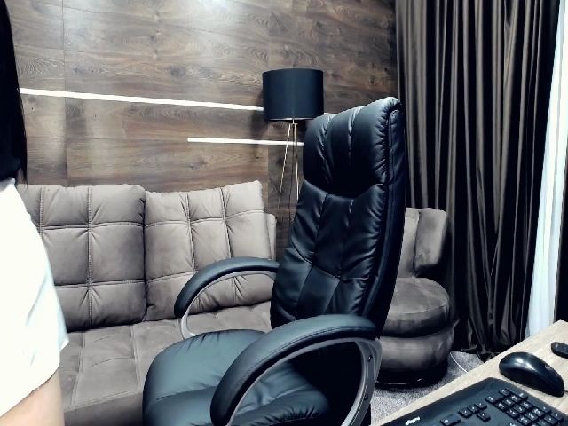 Live sex webcam photo for Gabrielllaa #257085849