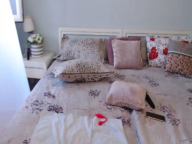 Live sex webcam photo for Layla2022 #264814400