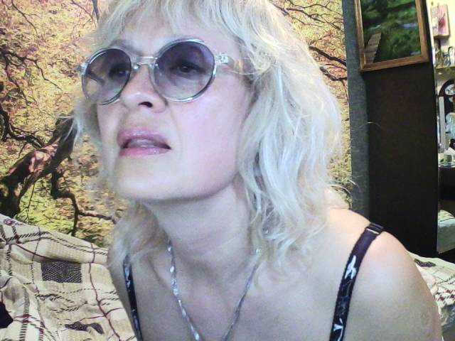 Live sex webcam photo for ZolotayRibka #241280723