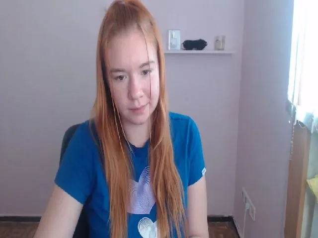 Live sex webcam photo for JiMiola #253390080