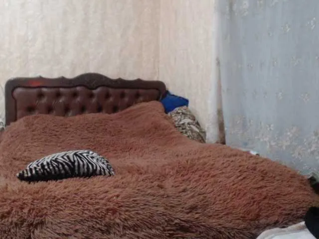 Live sex webcam photo for Katernia48 #241017401