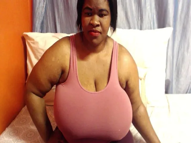 Live sex webcam photo for Sweetnozie #263613383