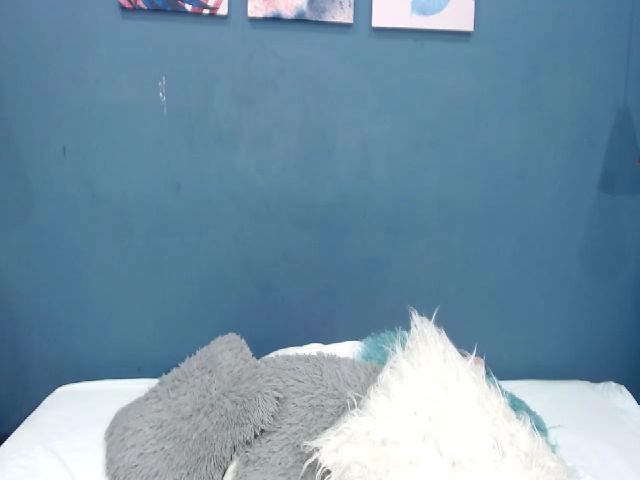 Live sex webcam photo for Sophia_roy #258844800