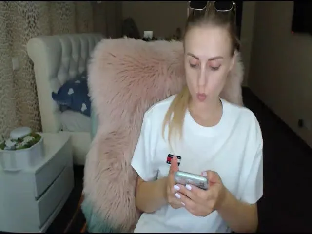 Live sex webcam photo for MissSurprice #254252881